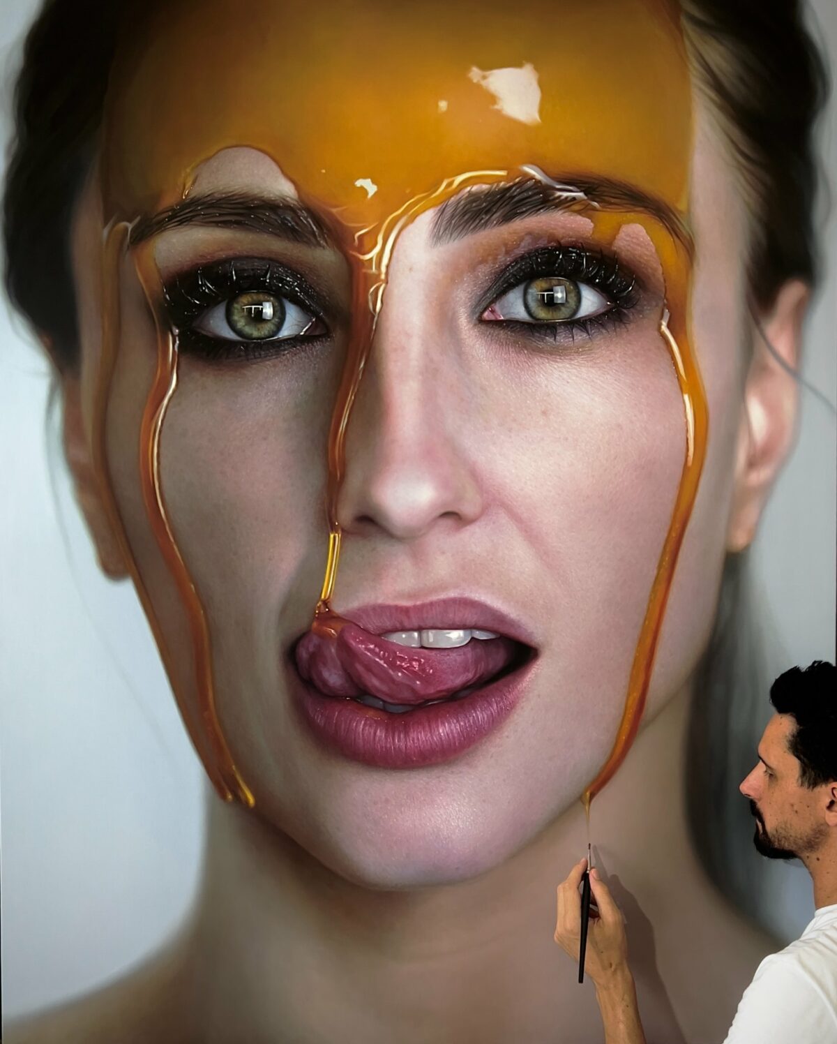 Incredible Hyper Realistic Portraits Of Girls Covered With Honey By