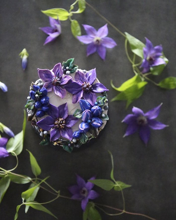Gorgeous Cakes Decorated With Lifelike Buttercream Flowers By Atelier Soo 17