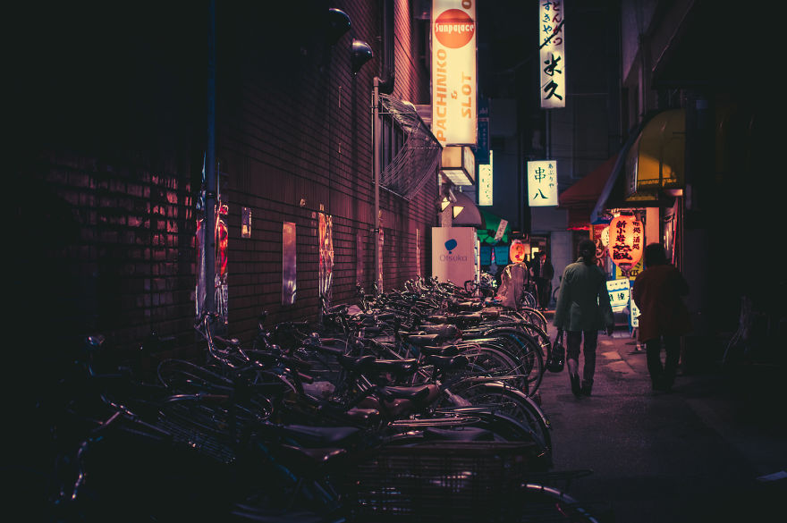 Fascinating Night Photographs Of Tokyos Streets By Masashi Wakui 27
