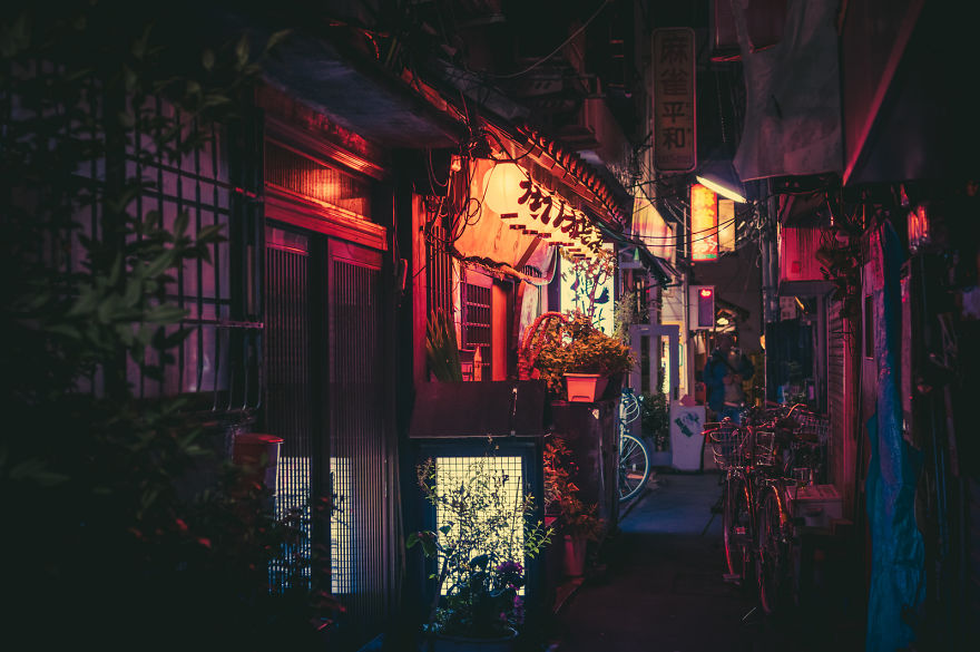 Fascinating Night Photographs Of Tokyos Streets By Masashi Wakui 3
