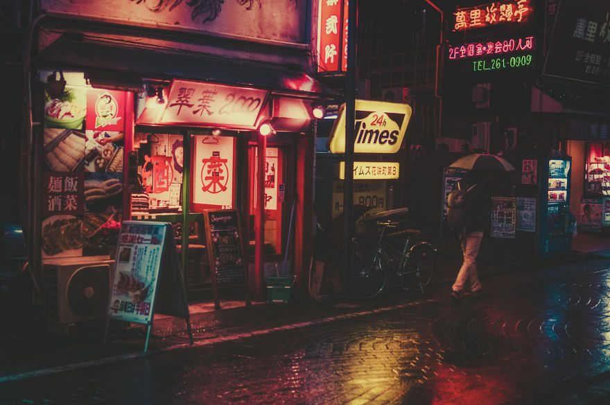 Fascinating Night Photographs Of Tokyos Streets By Masashi Wakui 31