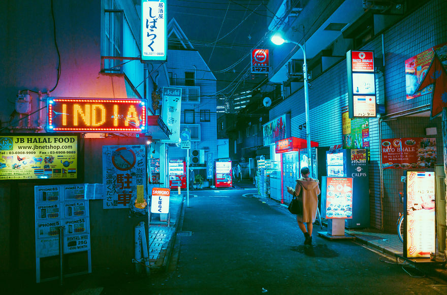 Fascinating Night Photographs Of Tokyos Streets By Masashi Wakui 49