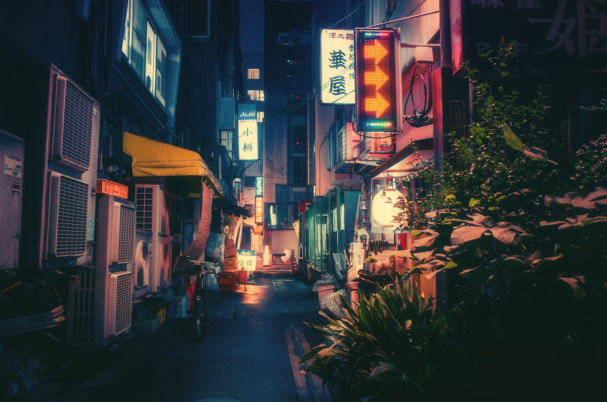 Fascinating Night Photographs Of Tokyos Streets By Masashi Wakui 54