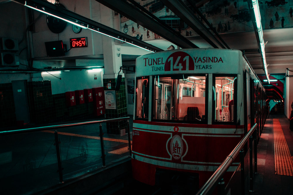 Mirror World Istanbul A Nocturnal Street Photography Series By Elsa Bleda 19