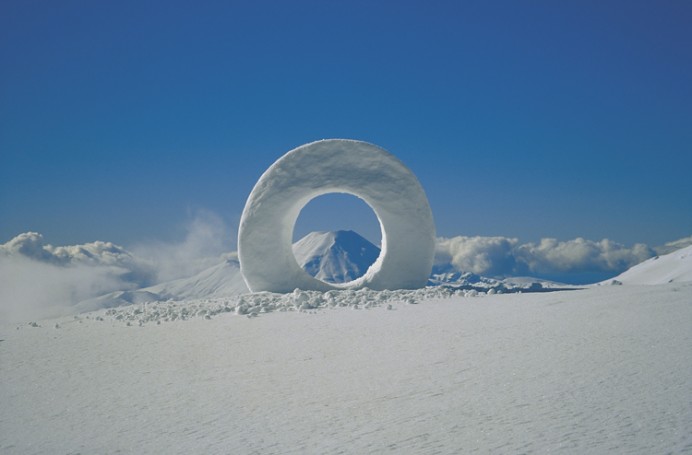 Environmental Art Interventions With Reflective Circle Sculptures By Martin Hill 1