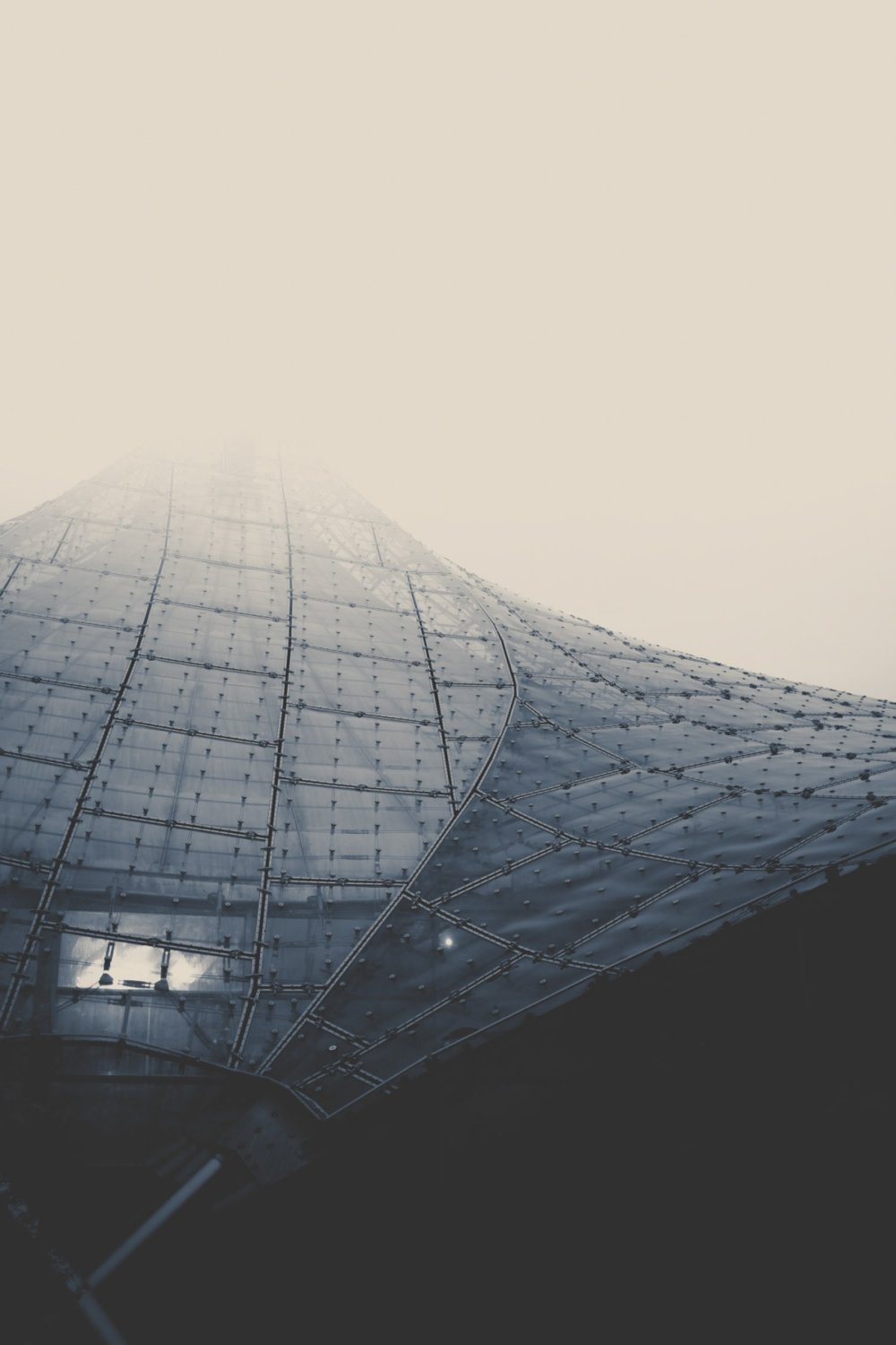 Spaceships Minimal And Futuristic Architecture Photograph Series By Lars Stieger 4
