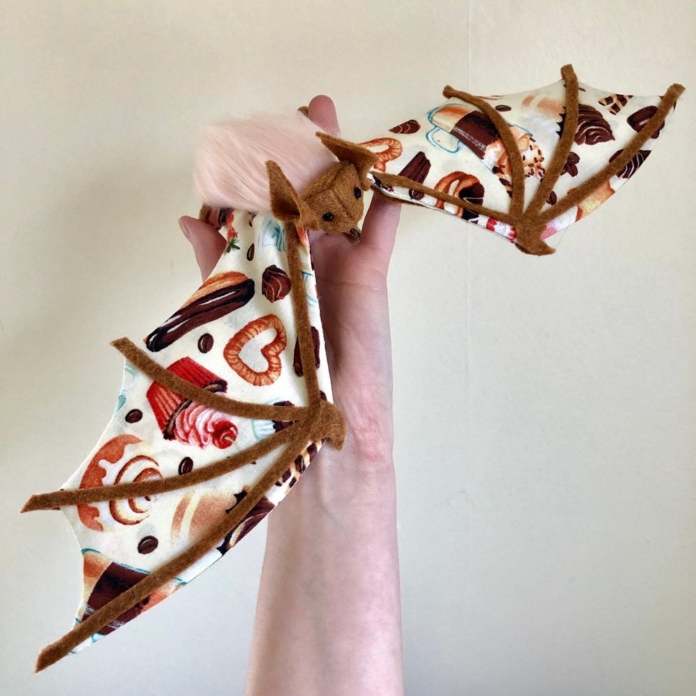 Gorgeous Moths And Bats Fiber Sculptures Made With Printed Fabrics By Molly Burgess 9