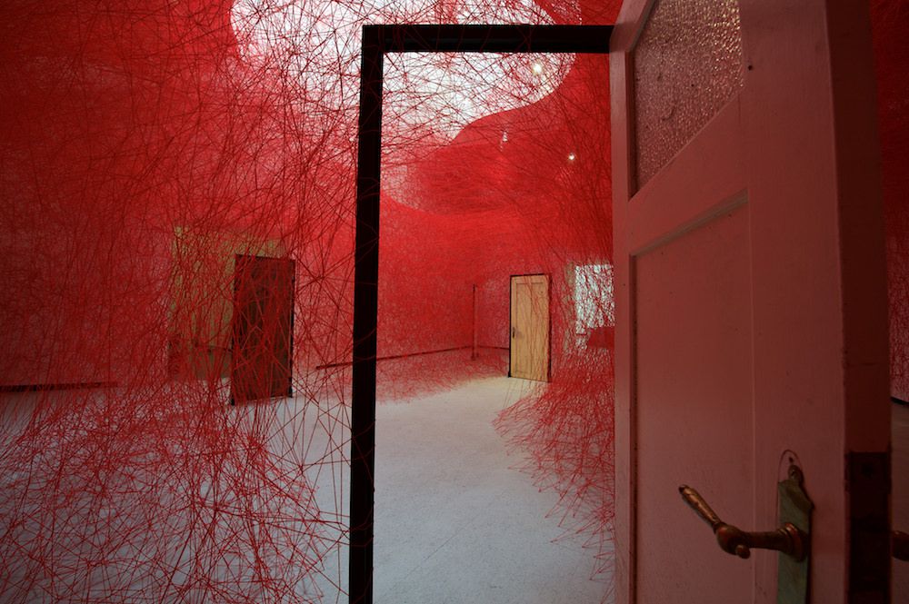 Intriguing Yarn Installations By Chiharu Shiota 7
