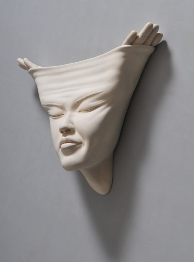 The Amazingly Surreal Ceramic Sculptures Of Johnson Tsang 27