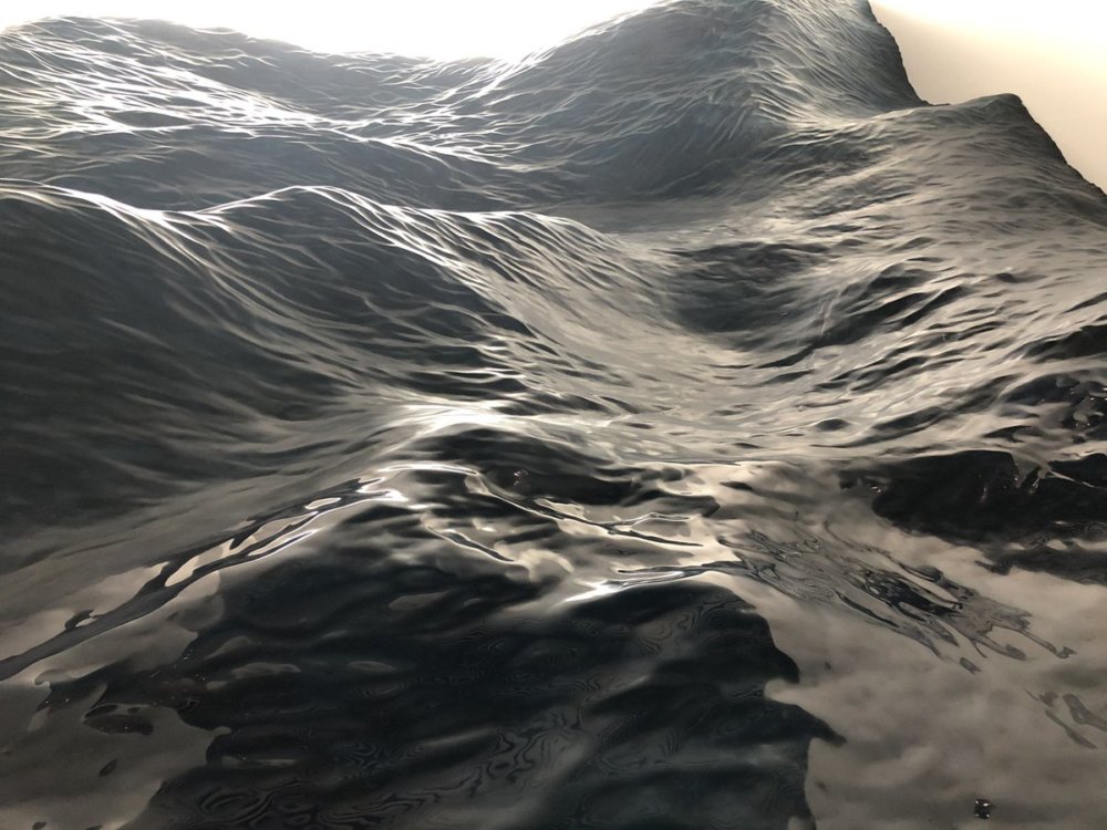 Hyper Realistic Sculpture Of Ocean Waves By Art Collective Me 04