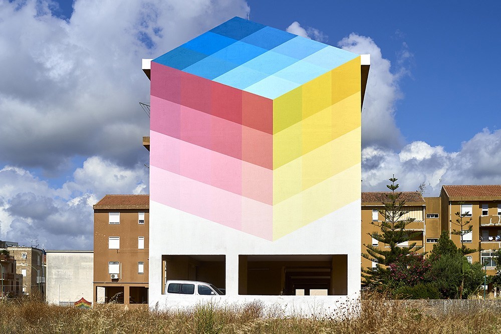 Prismatic Checkered Murals With Vivid And Contrasting Color Shades By Alberonero 10