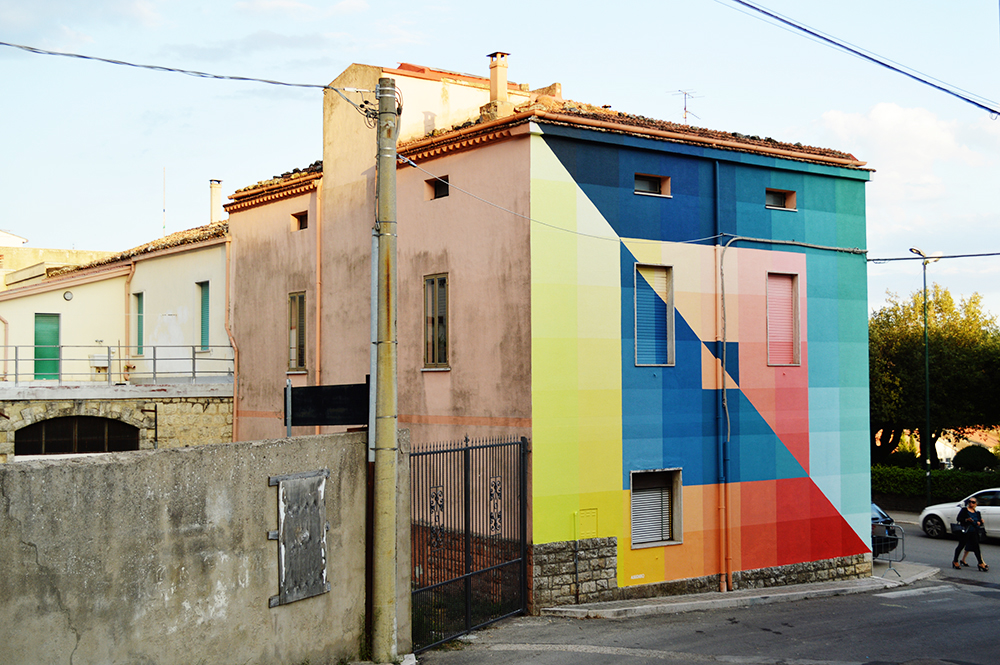Prismatic Checkered Murals With Vivid And Contrasting Color Shades By Alberonero 14