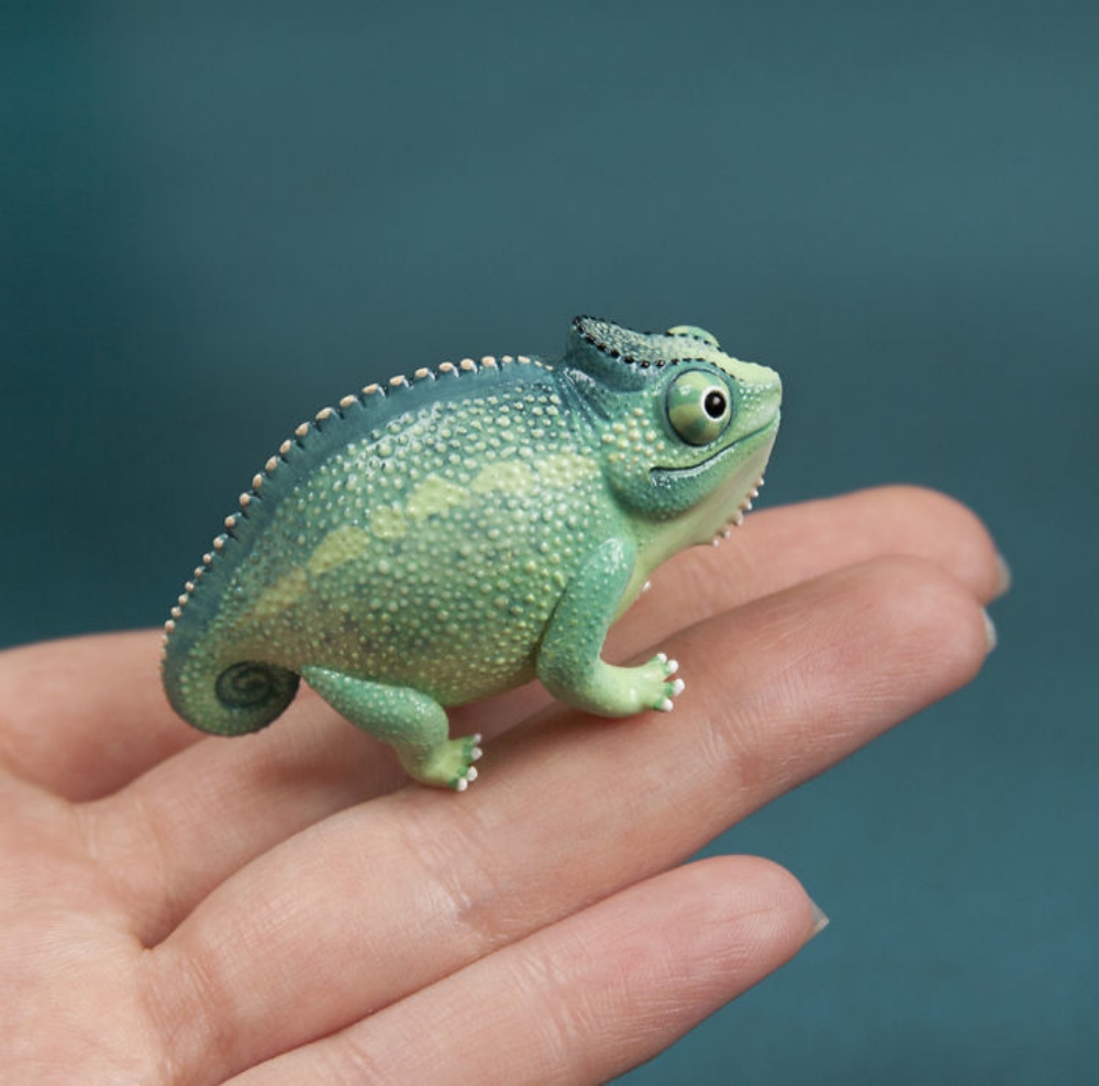 Lovely mini animal polymer clay sculptures by Raminta — Visualflood Magazine