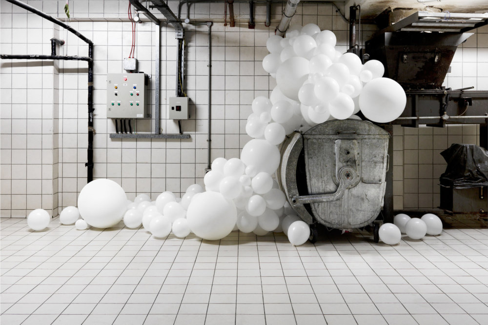 Invasions Dreamlike Balloon Interventions By Charles Petillon 11