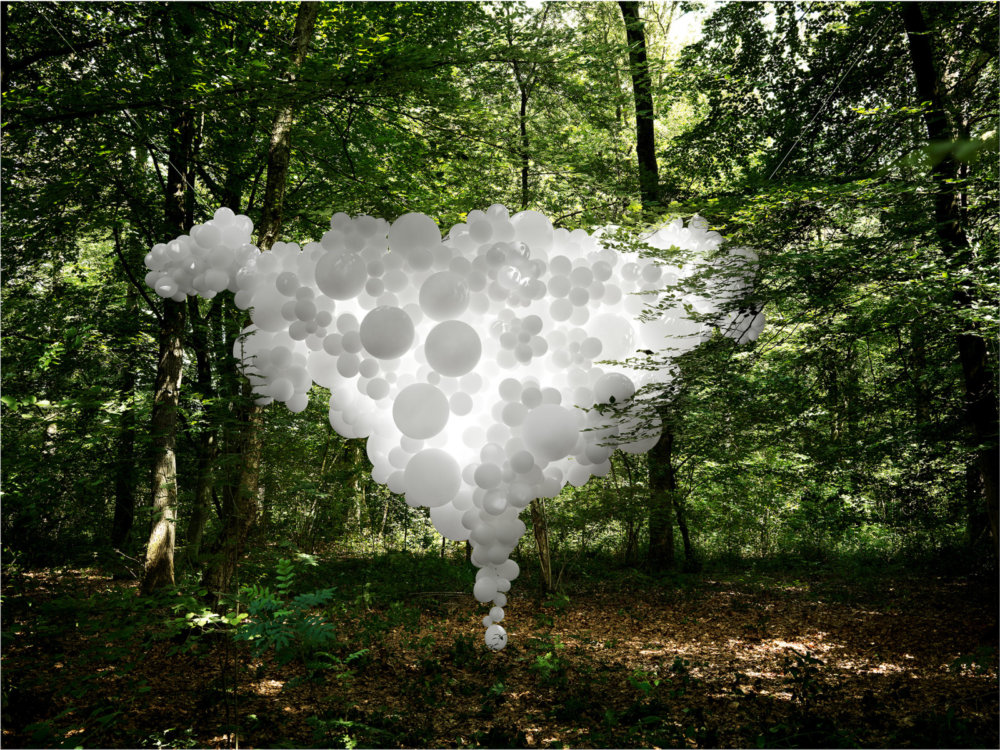 Invasions Dreamlike Balloon Interventions By Charles Petillon 9