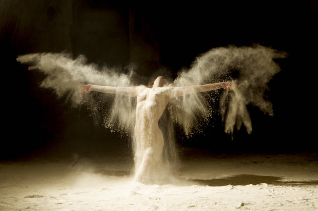 Poussiere Detoiles Dance Photography Series By Ludovic Florent 4