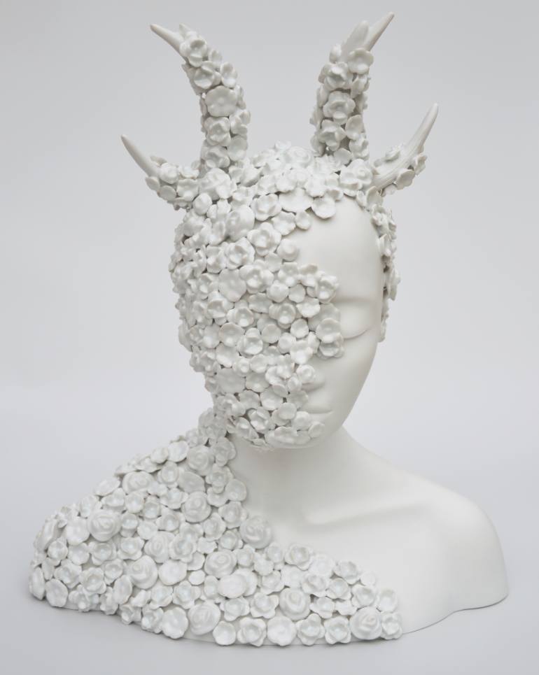 Surreal Figurative Porcelain Sculptures By Juliette Clovis 11