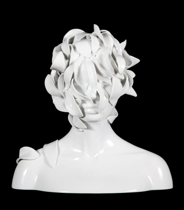 Surreal Figurative Porcelain Sculptures By Juliette Clovis 16