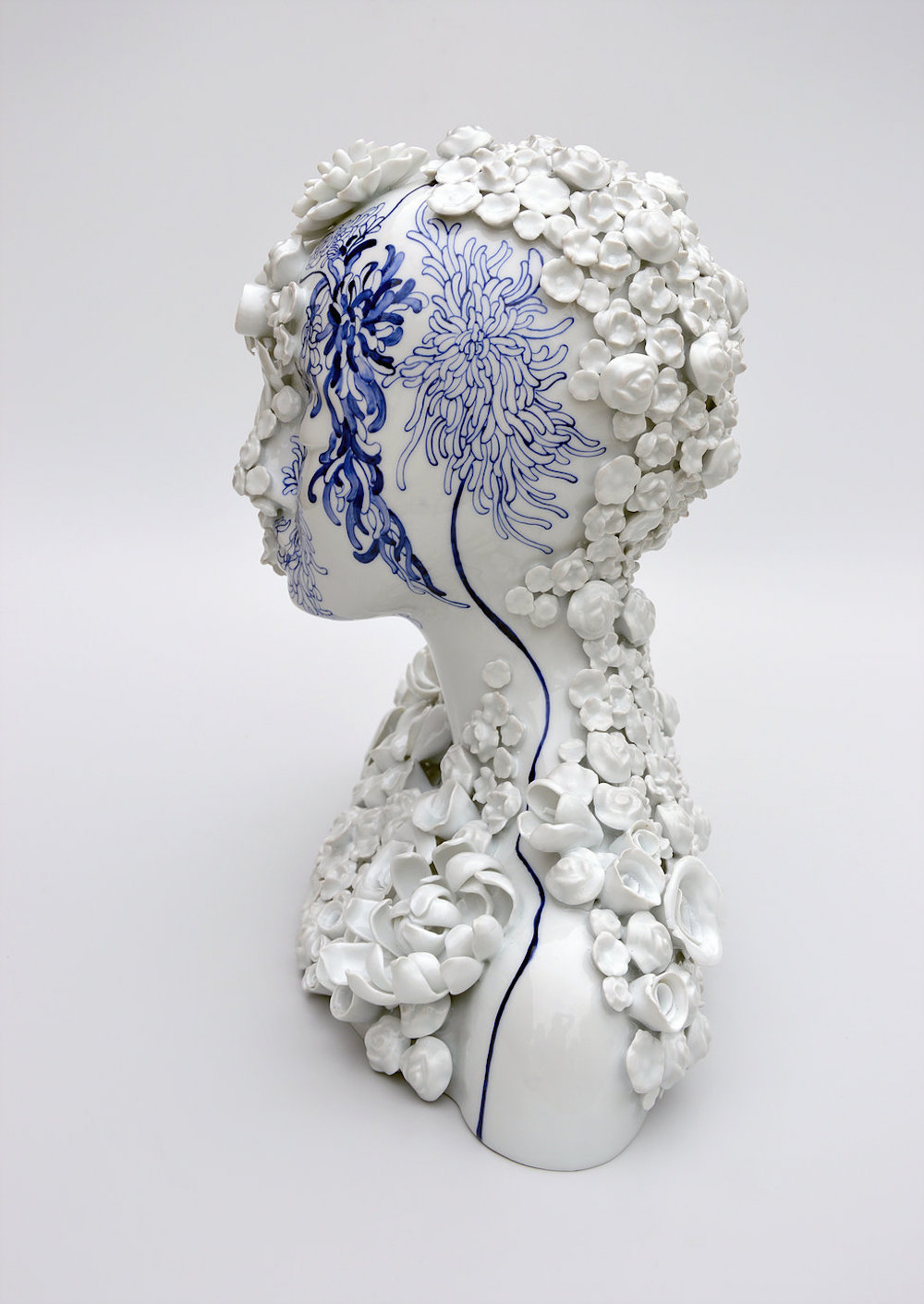 Surreal Figurative Porcelain Sculptures By Juliette Clovis 28