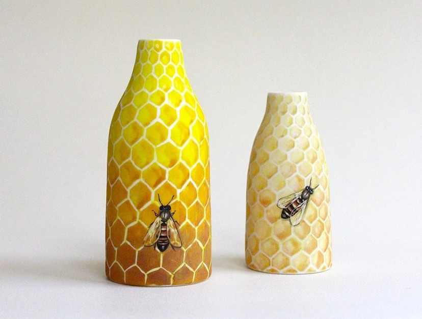Enchanting Ceramic Vases Illustrated With Elegant Figures By Niharika Hukku 31