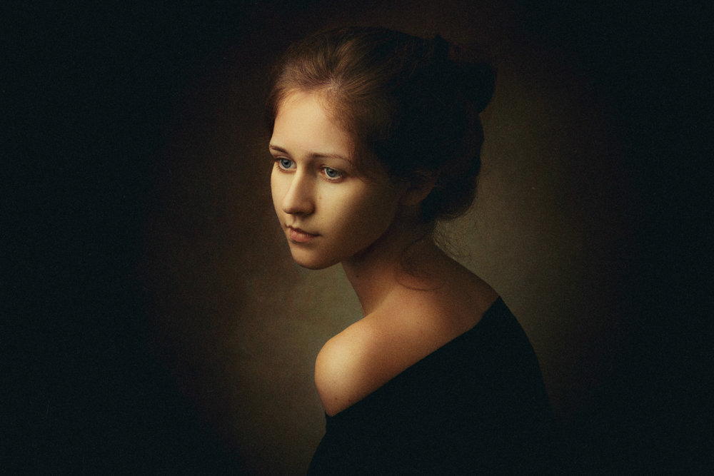 "ENIGMA": female portrait series by Ruslan Rakhmatov 7