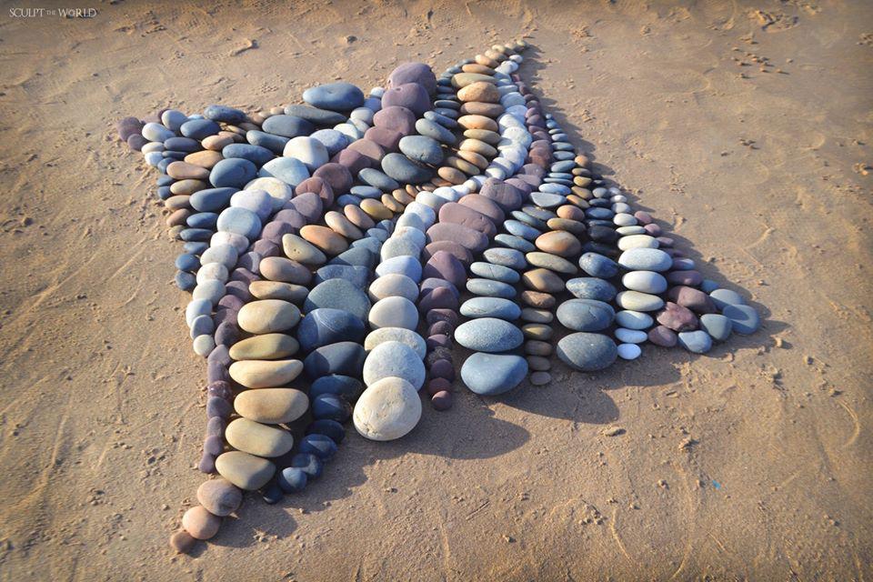 Magnificent Environmental Artworks Made With Stones By Jon Foreman 10