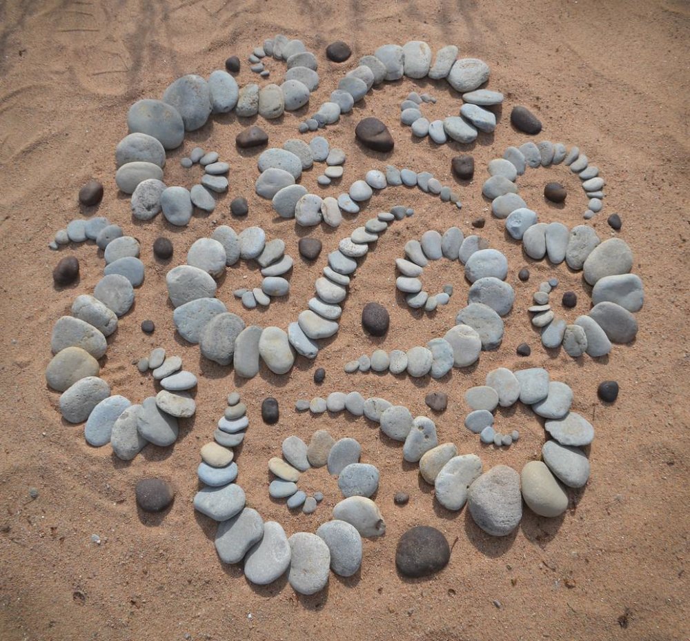 Magnificent Environmental Artworks Made With Stones By Jon Foreman 1