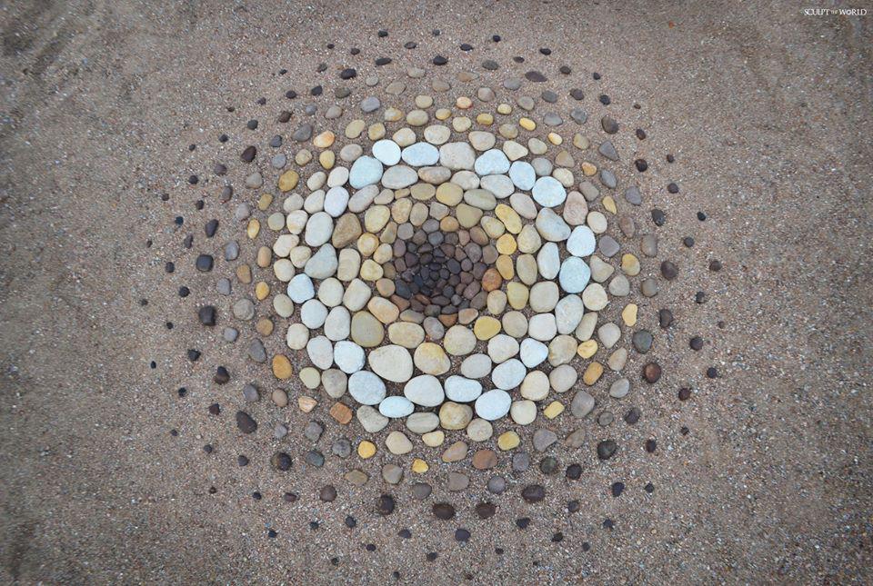 Magnificent Environmental Artworks Made With Stones By Jon Foreman 3