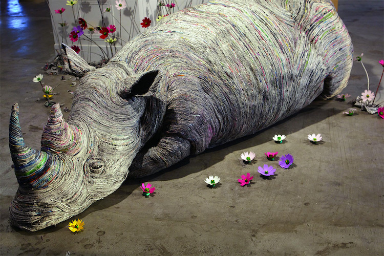 Stunning Lifelike Animal Sculptures Made From Thousands Of Densely Rolled Newspaper By Chie Hitotsuyama 15