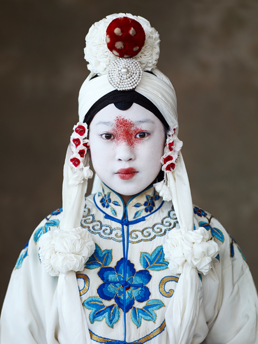 Beyond Tradition A Fascinating Portrait Series By Kiki Xue 4