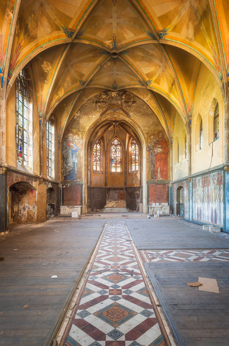 Abandoned Houses Of God Beautiful Photograph Series On Abandoned Churches And Chapels By Roman Robroek 8