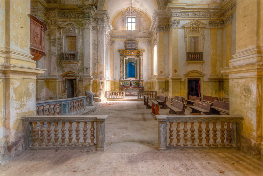 Abandoned Houses Of God Beautiful Photograph Series On Abandoned Churches And Chapels By Roman Robroek 9