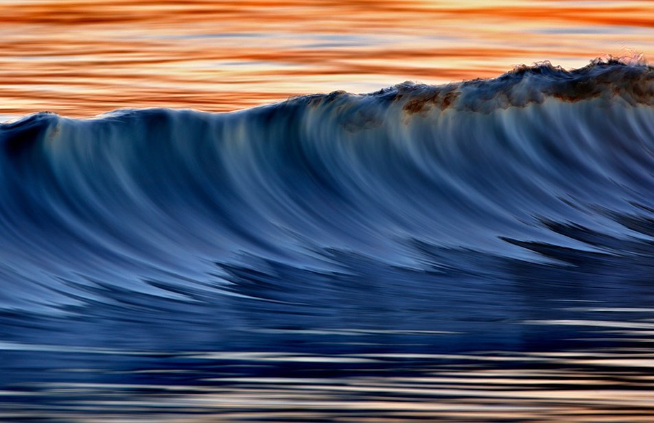 Golden And Iridescent Waves Marvelous Pictures Of The Pacific Ocean Waters Taken By David Orias 3