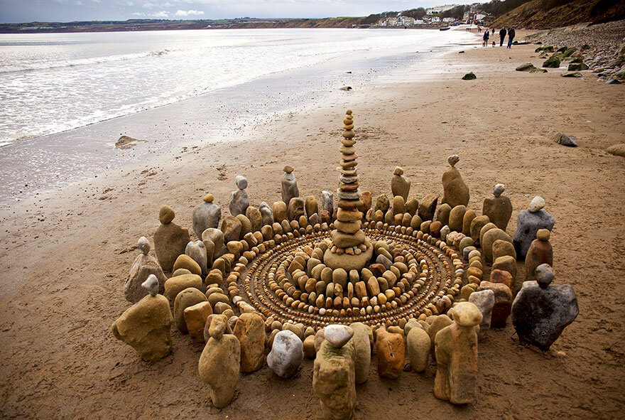 Marvelous Cairns And Mandalas Made From Leaves And Rocks By James Brunt 1