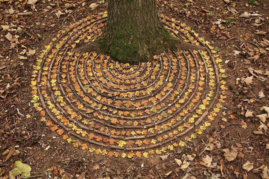 Marvelous Cairns And Mandalas Made From Leaves And Rocks By James Brunt 19
