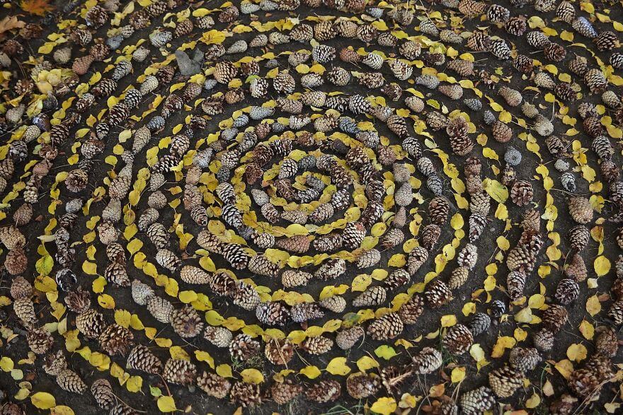 Marvelous Cairns And Mandalas Made From Leaves And Rocks By James Brunt 21