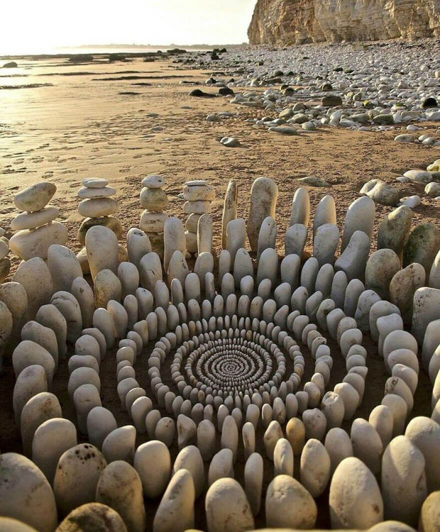Marvelous Cairns And Mandalas Made From Leaves And Rocks By James Brunt 23