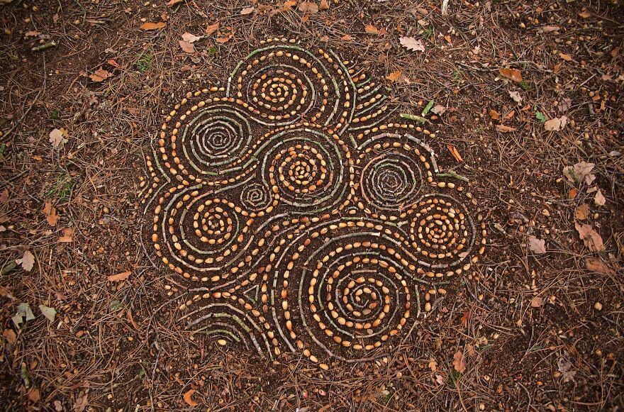 Marvelous Cairns And Mandalas Made From Leaves And Rocks By James Brunt 7