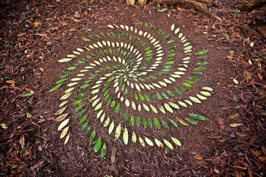 Marvelous Cairns And Mandalas Made From Leaves And Rocks By James Brunt 9