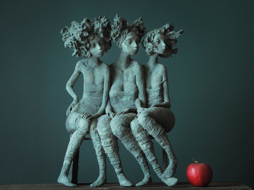 Petites Bonnes Femmes Poetic Bronze Sculptures Of Melancholic Women With Coiffed Hair By Valerie Hadida 10