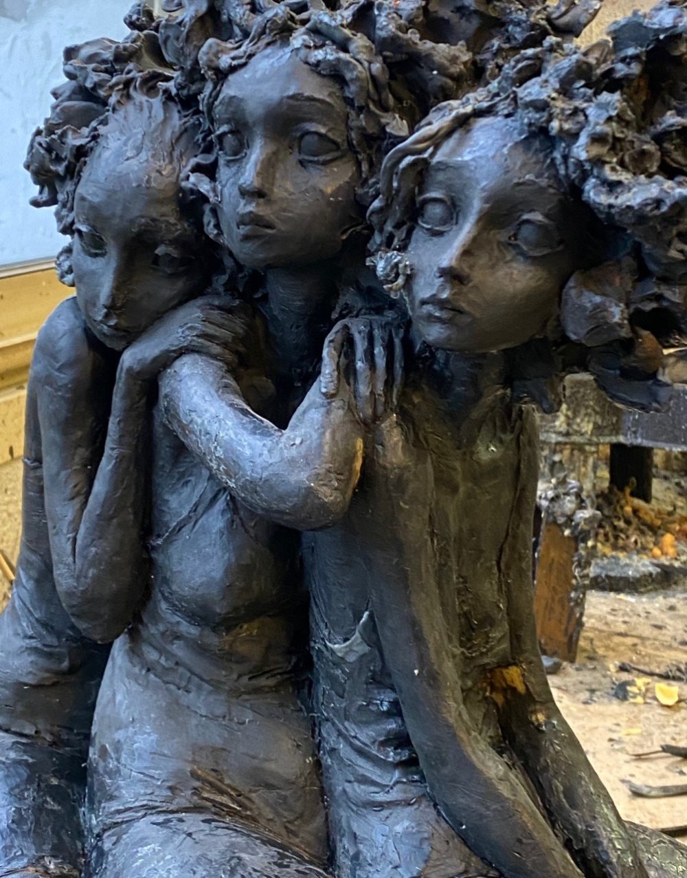Petites Bonnes Femmes Poetic Bronze Sculptures Of Melancholic Women With Coiffed Hair By Valerie Hadida 4