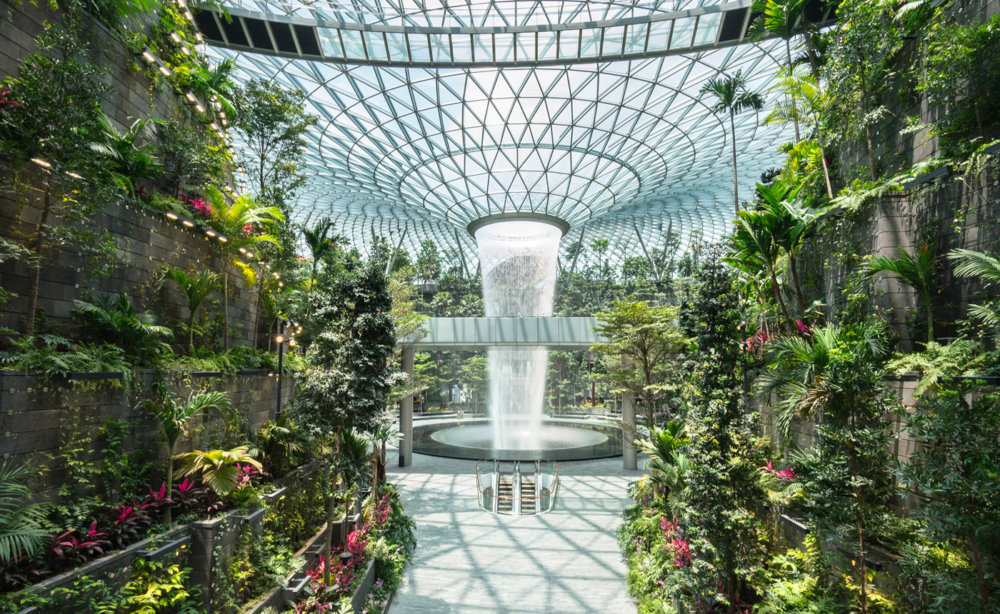 Stunning circular indoor waterfall in the main Singapore’s airport