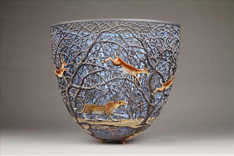 Superb Wood Vases Carved With Intricate Wildlife Landscapes By Gordon Pembridge 6