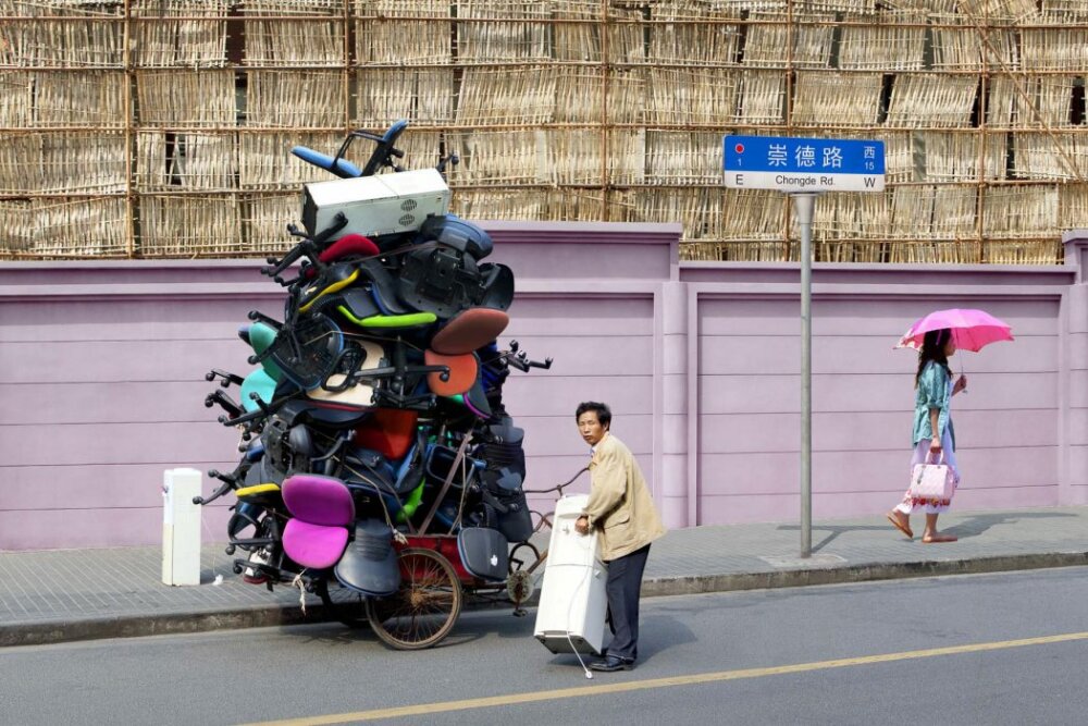 Totems Contemporary China Through The Lens Of Alain Delorme 8