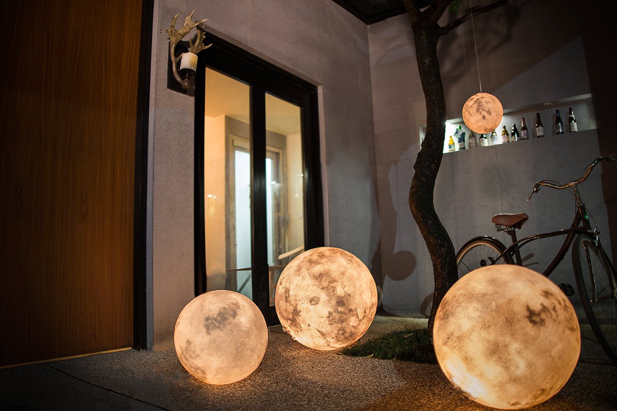 Luna A Moon Shaped Lantern Created To Inspire Developed By Acorn Studio 4