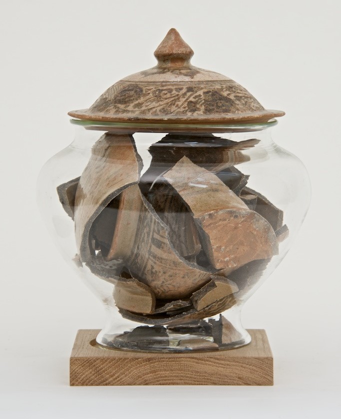 Still Together Clever Sculptures Of Broken Porcelain Vases Within Other Glass Ones By Bouke De Vries 3
