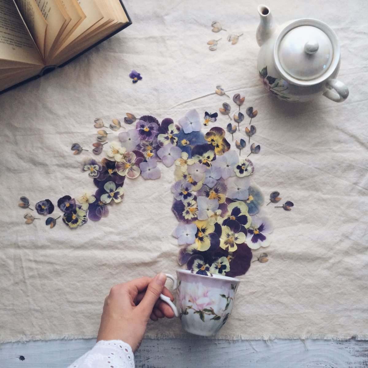 Enchanting Still Life Photographs Made Using Teacups Leaves And Flowers By Marina Malinovaya 1