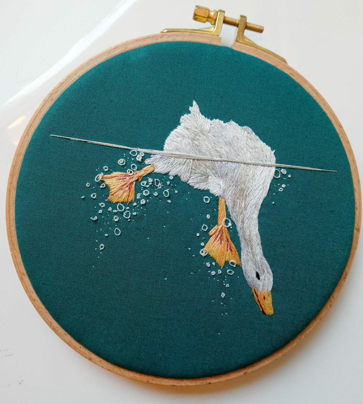 Gorgeous Embroideries Of Animals Plunging Into The Waters By Megan Zaniewski 10