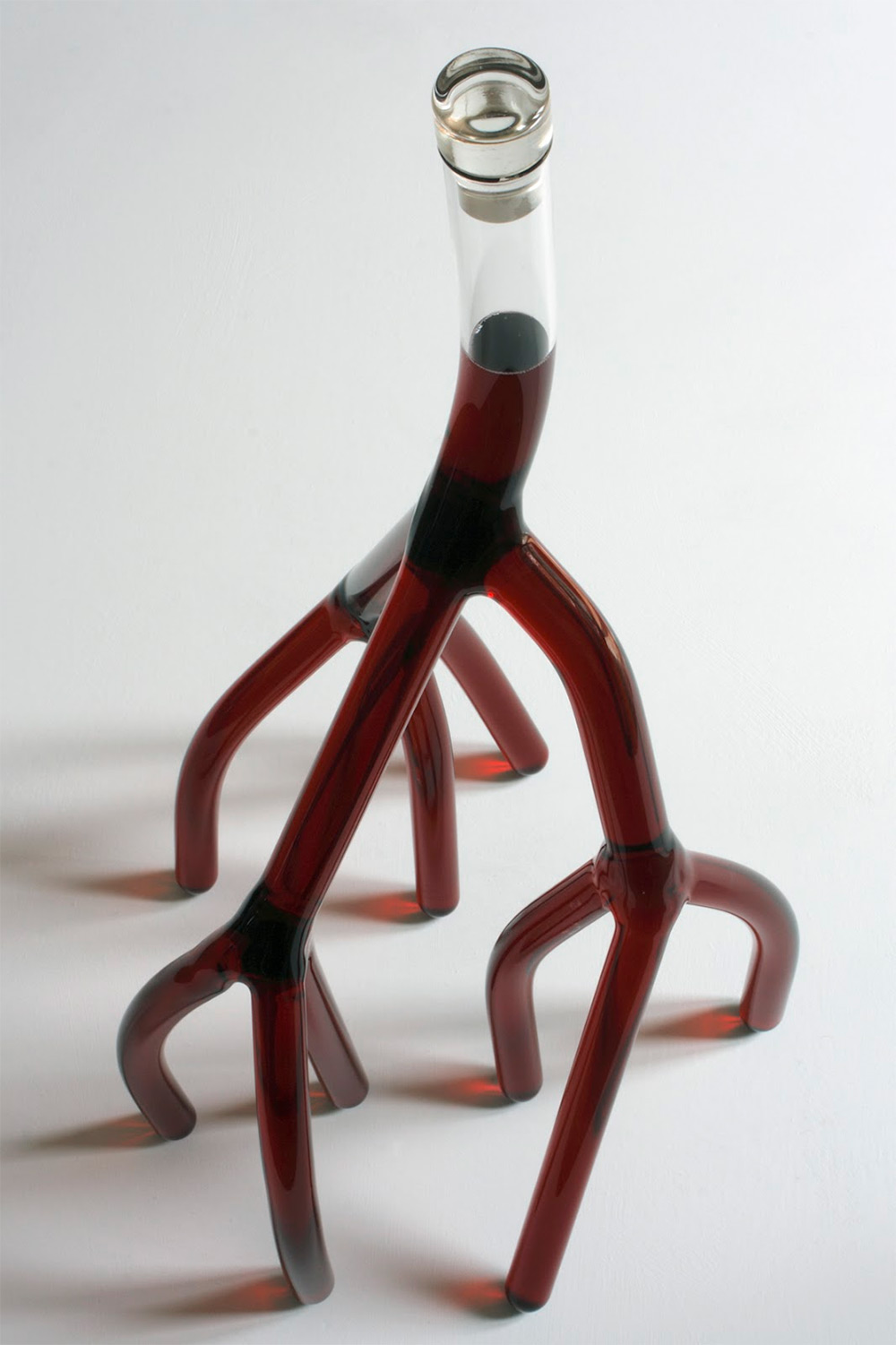 The Incredible Wine Bottles Inspired By Blood Vessels And Roots Of Etienne Meneau 1