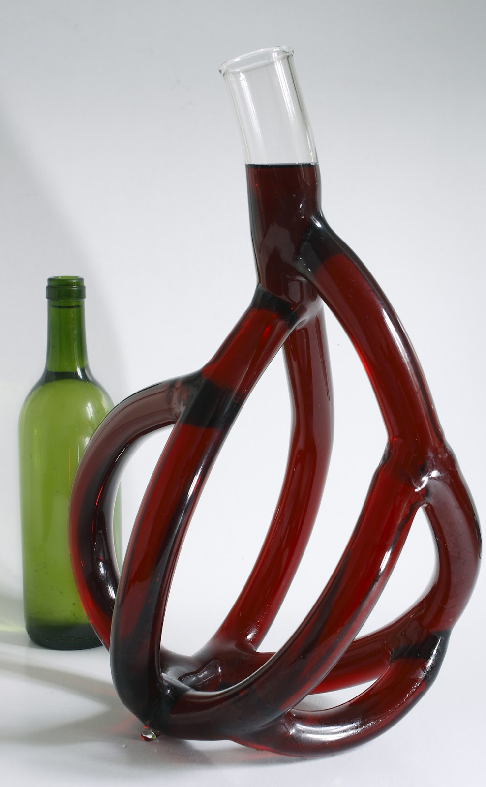 The Incredible Wine Bottles Inspired By Blood Vessels And Roots Of Etienne Meneau 3